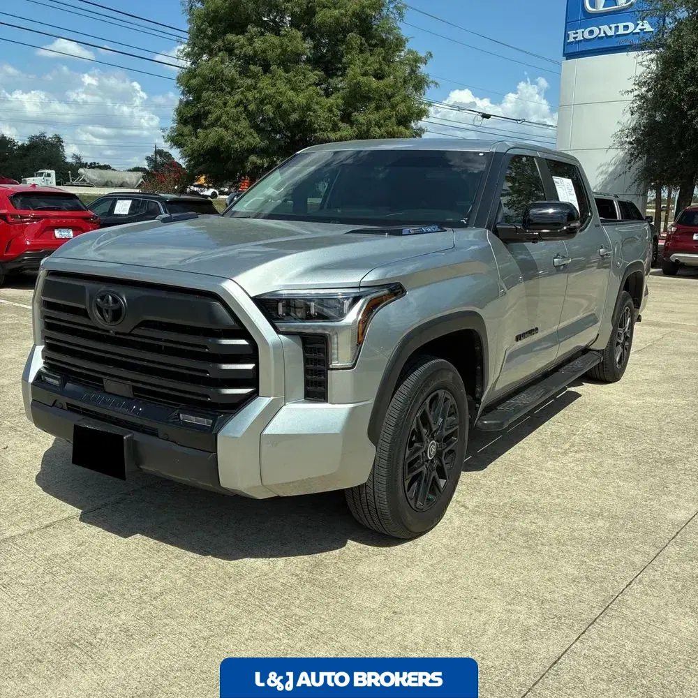 2024 Toyota Tundra Limited HV
