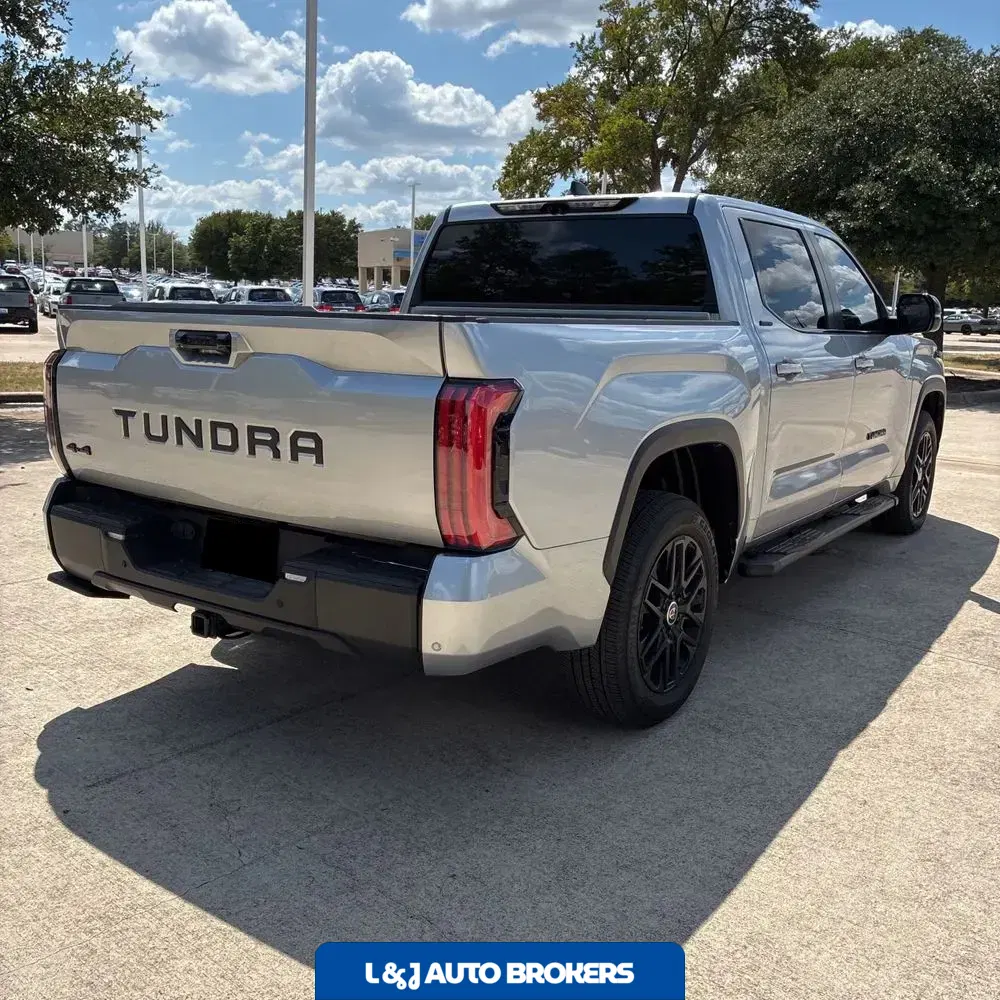 2024 Toyota Tundra Limited HV