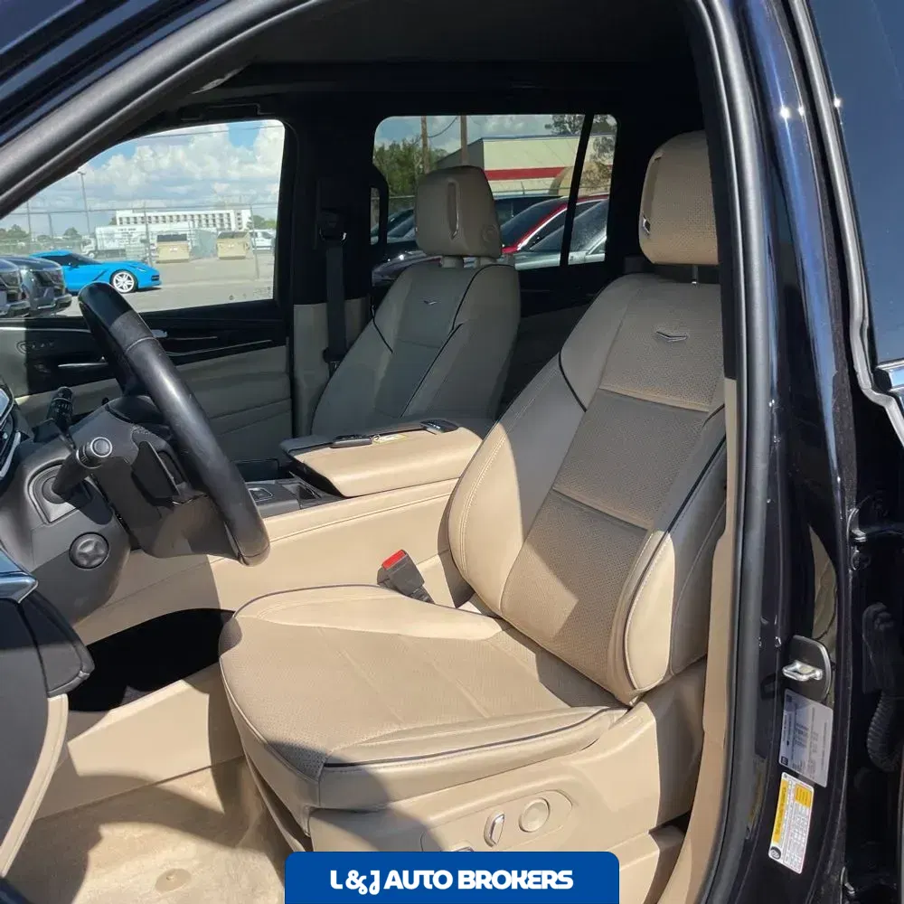 2022 Cadillac Escalade Premium Luxury