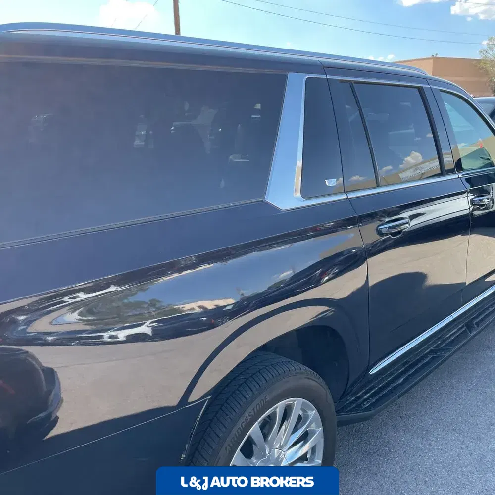 2022 Cadillac Escalade Premium Luxury