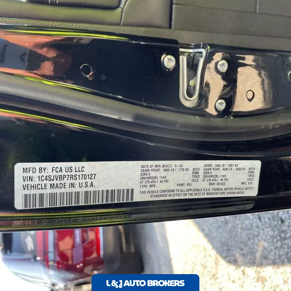 2024 Jeep Wagoneer Carbide