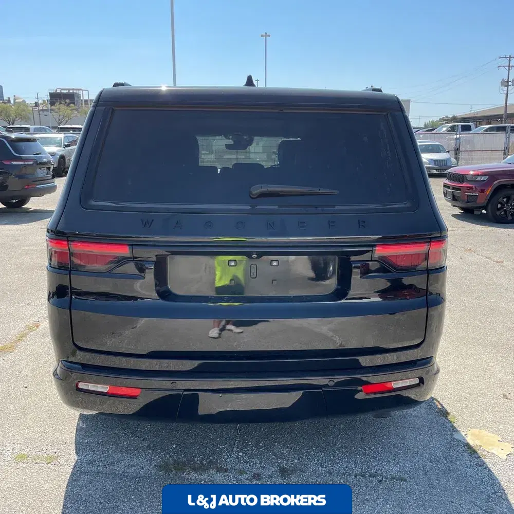 2024 Jeep Wagoneer Carbide