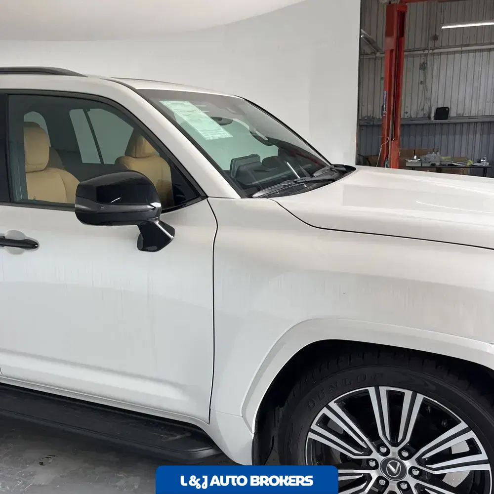 2024 Lexus LX 600 Luxury