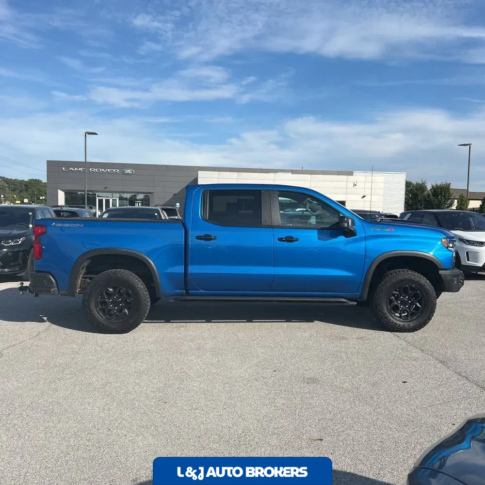 2024 Chevrolet Silverado 1500 ZR2