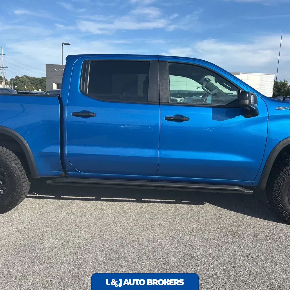 2024 Chevrolet Silverado 1500 ZR2