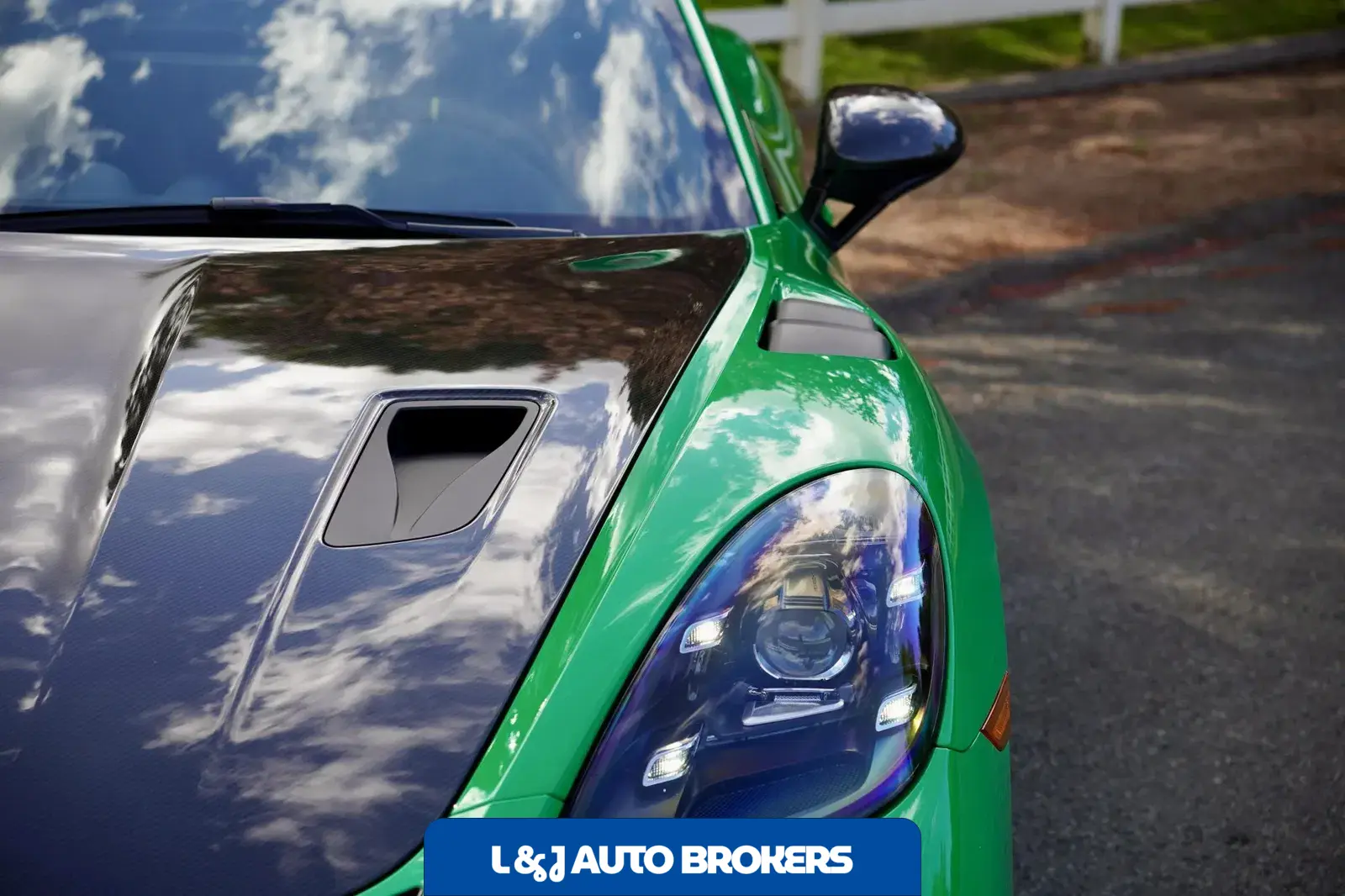 Signal Green 2023 Porsche 718 Cayman GT4 RS Weissach