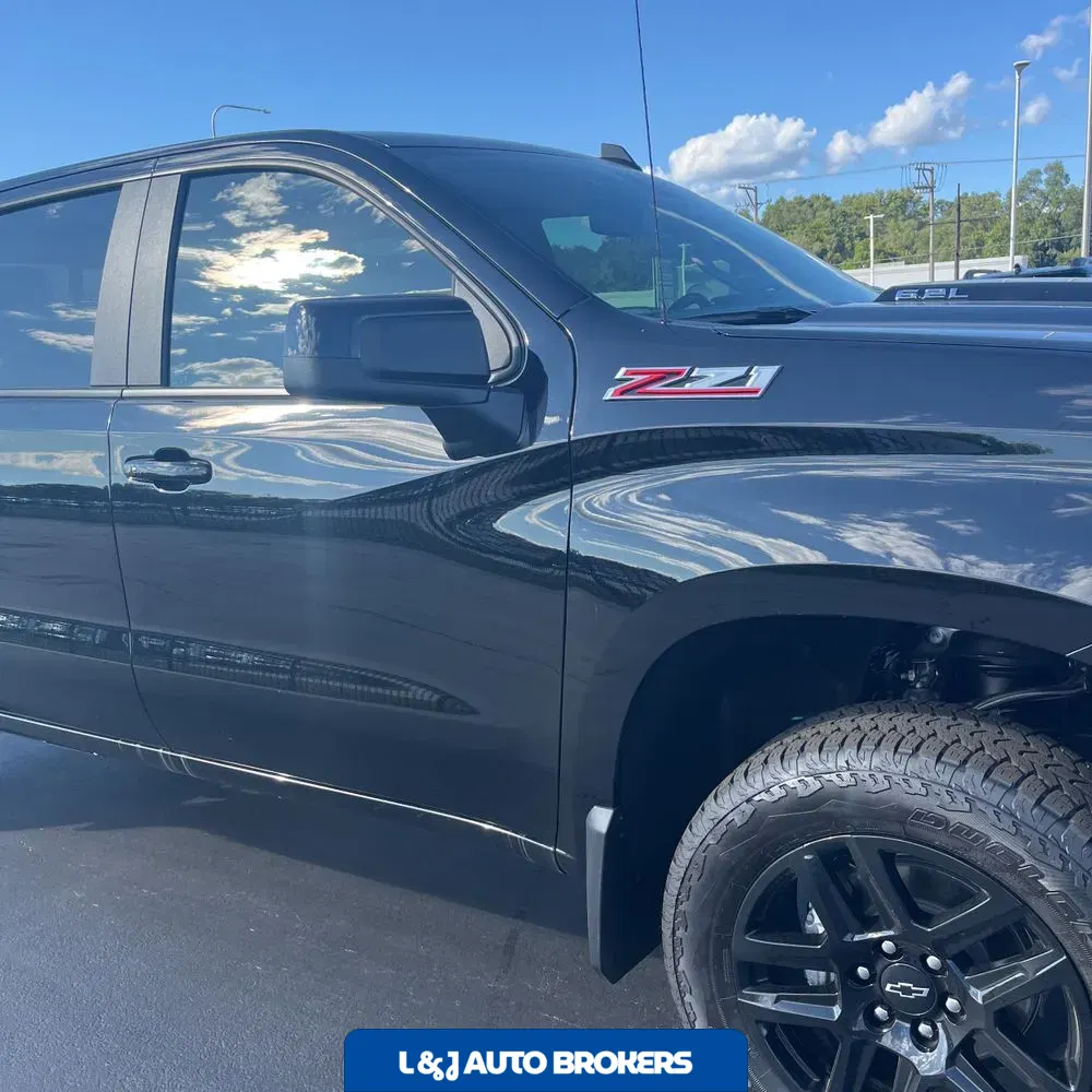 2025 Chevrolet Silverado 1500 LT Trail Boss