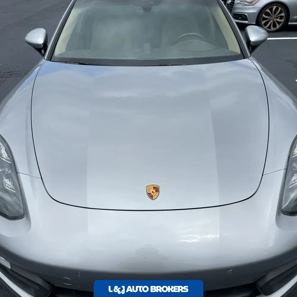 2022 Porsche Panamera Platinum Edition