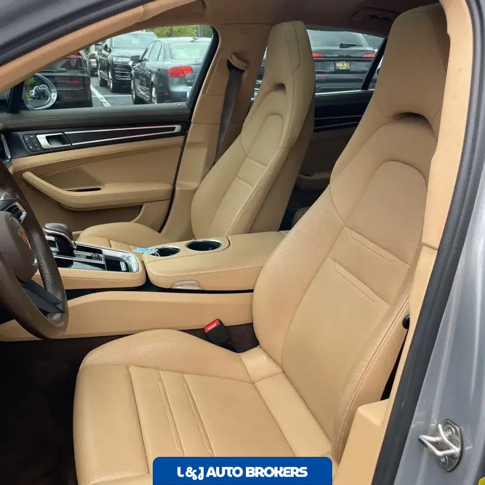2022 Porsche Panamera Platinum Edition