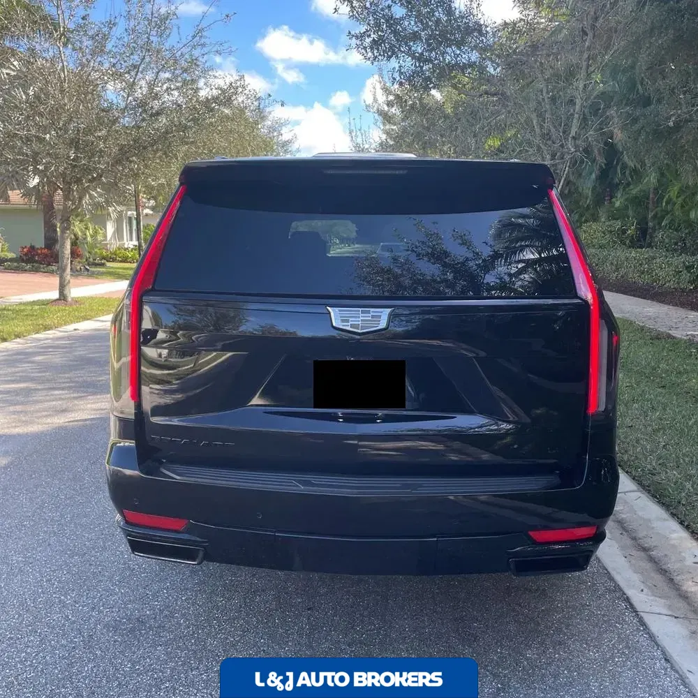 2024 Cadillac Escalade ESV Sport