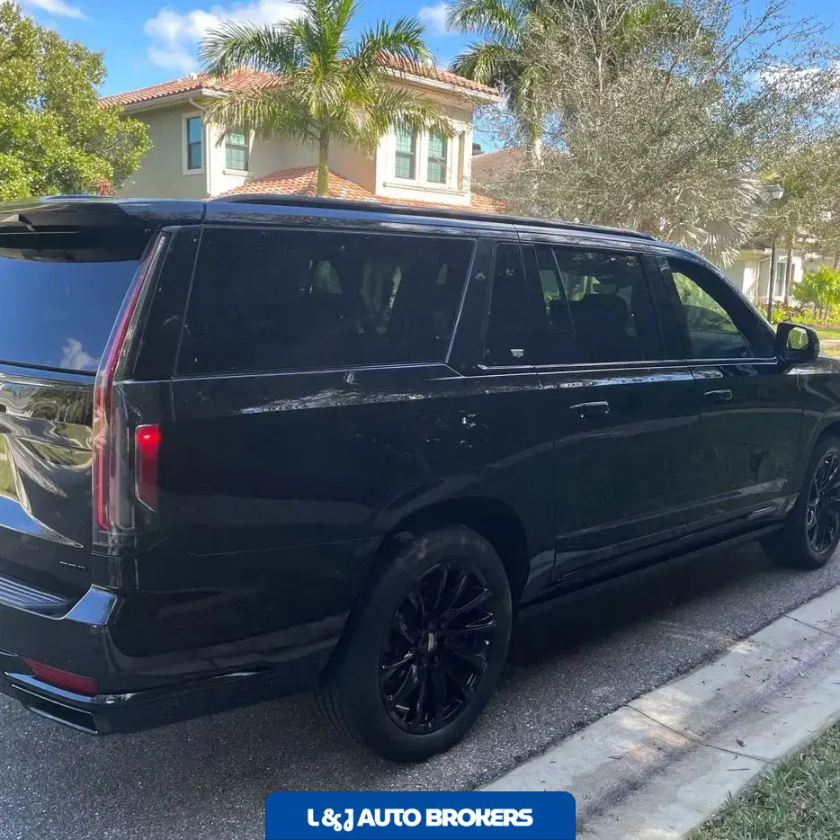 2024 Cadillac Escalade ESV Sport