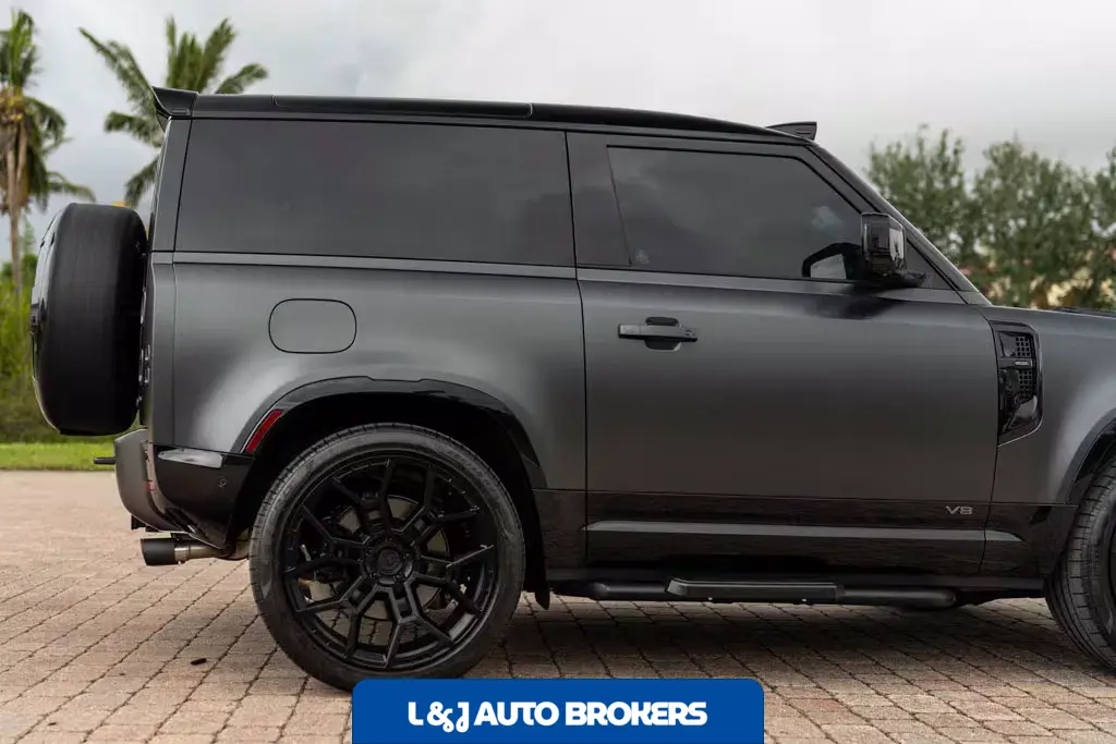 2023 Land Rover Defender 90 Carpathian Edition