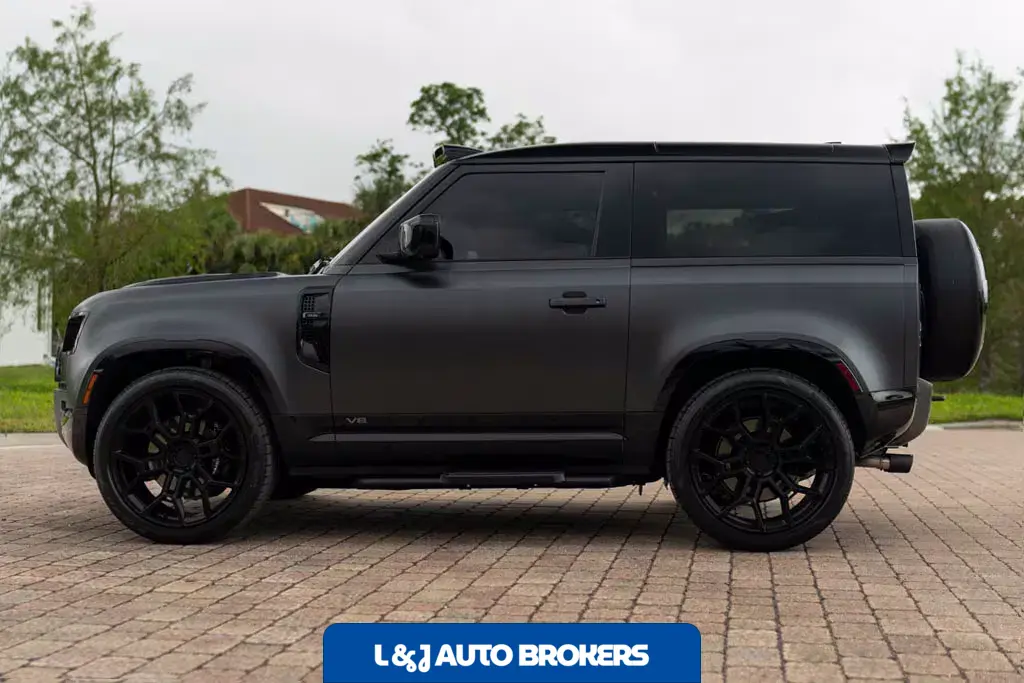 2023 Land Rover Defender 90 Carpathian Edition