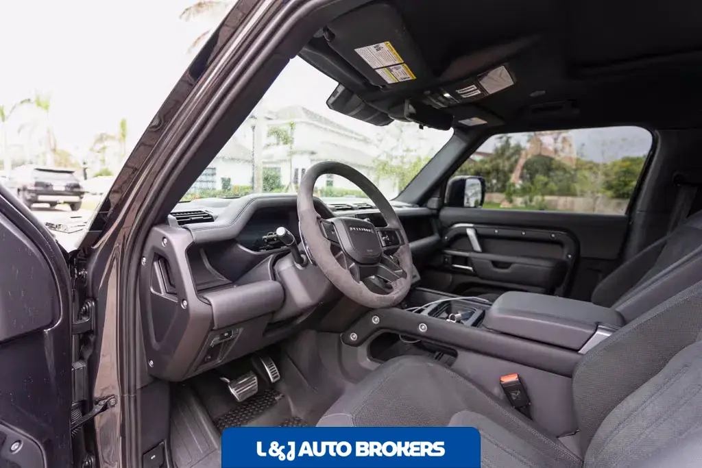 2023 Land Rover Defender 90 Carpathian Edition