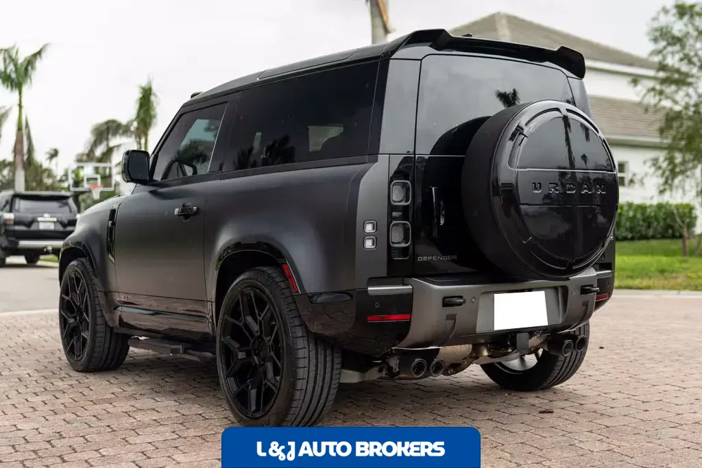 2023 Land Rover Defender 90 Carpathian Edition