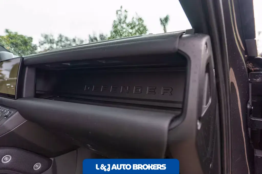 2023 Land Rover Defender 90 Carpathian Edition