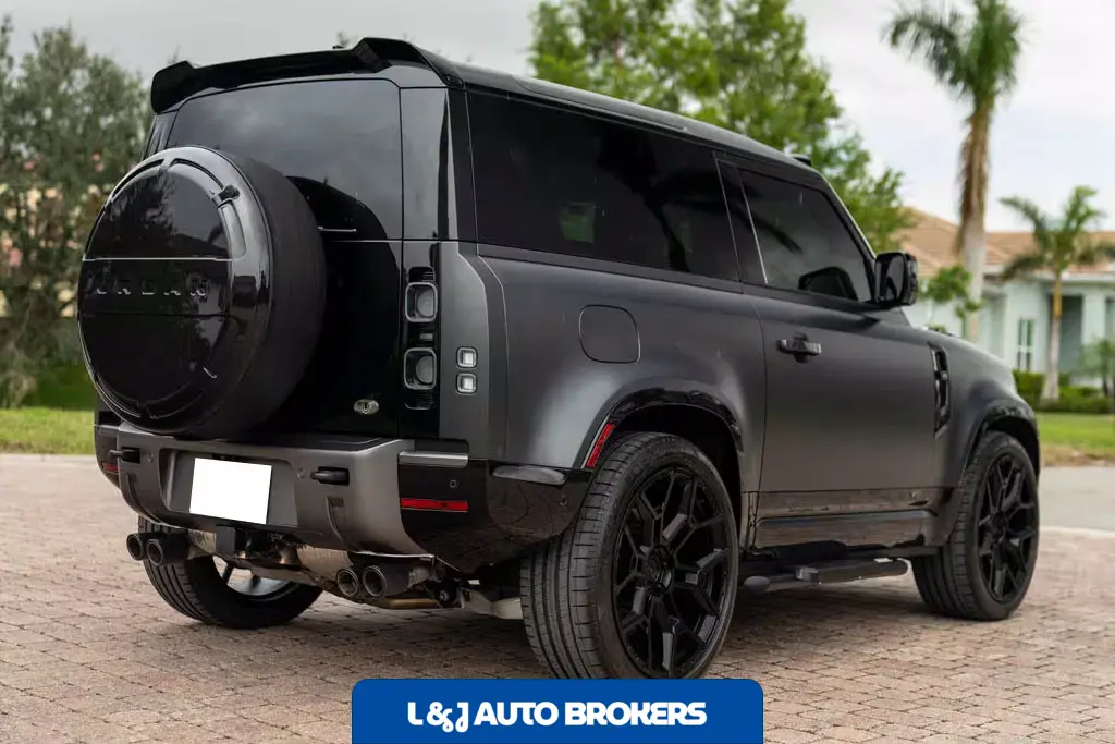 2023 Land Rover Defender 90 Carpathian Edition
