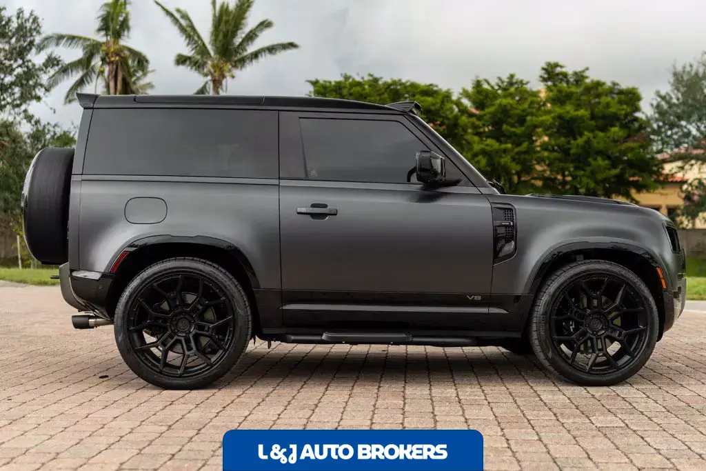2023 Land Rover Defender 90 Carpathian Edition