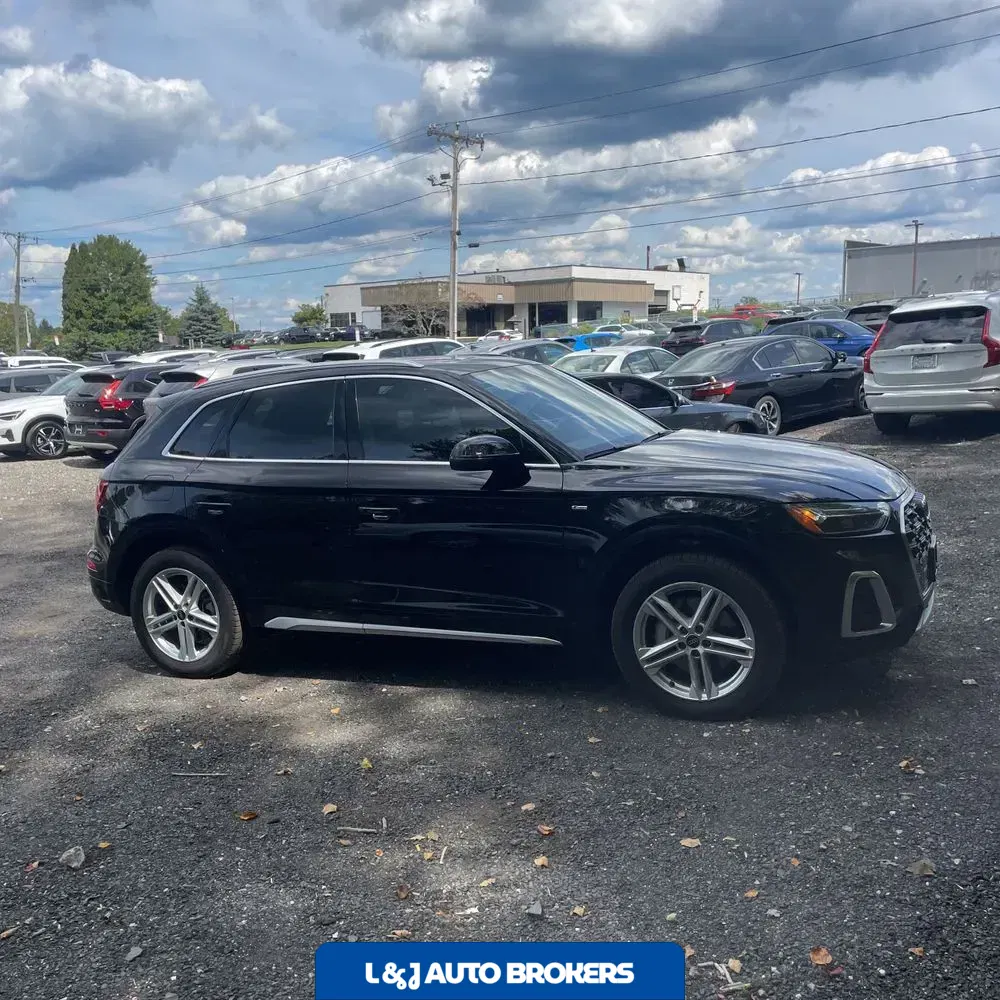2025 Audi Q5 S-Line Prem 55 PHEV