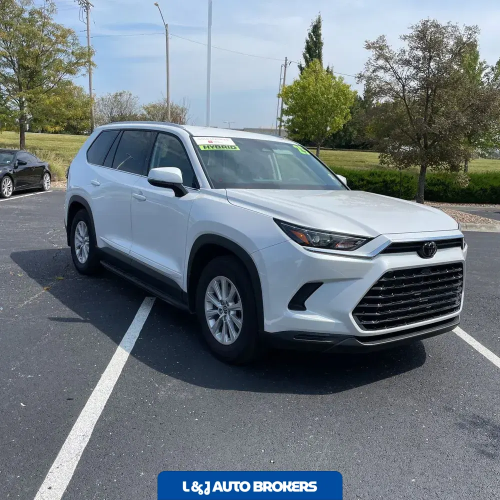 2025 Toyota Grand Highlander Hybrid XLE