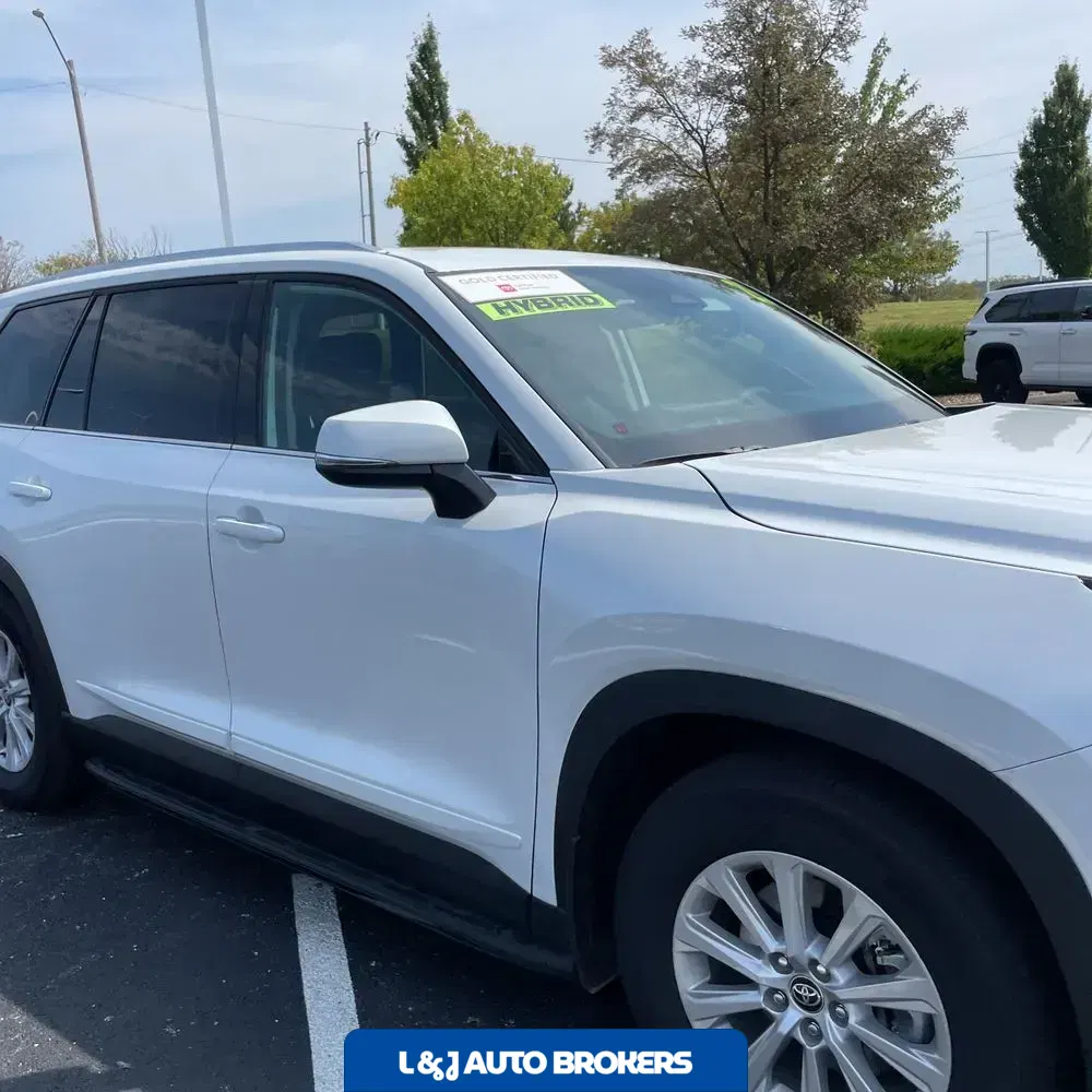 2025 Toyota Grand Highlander Hybrid XLE