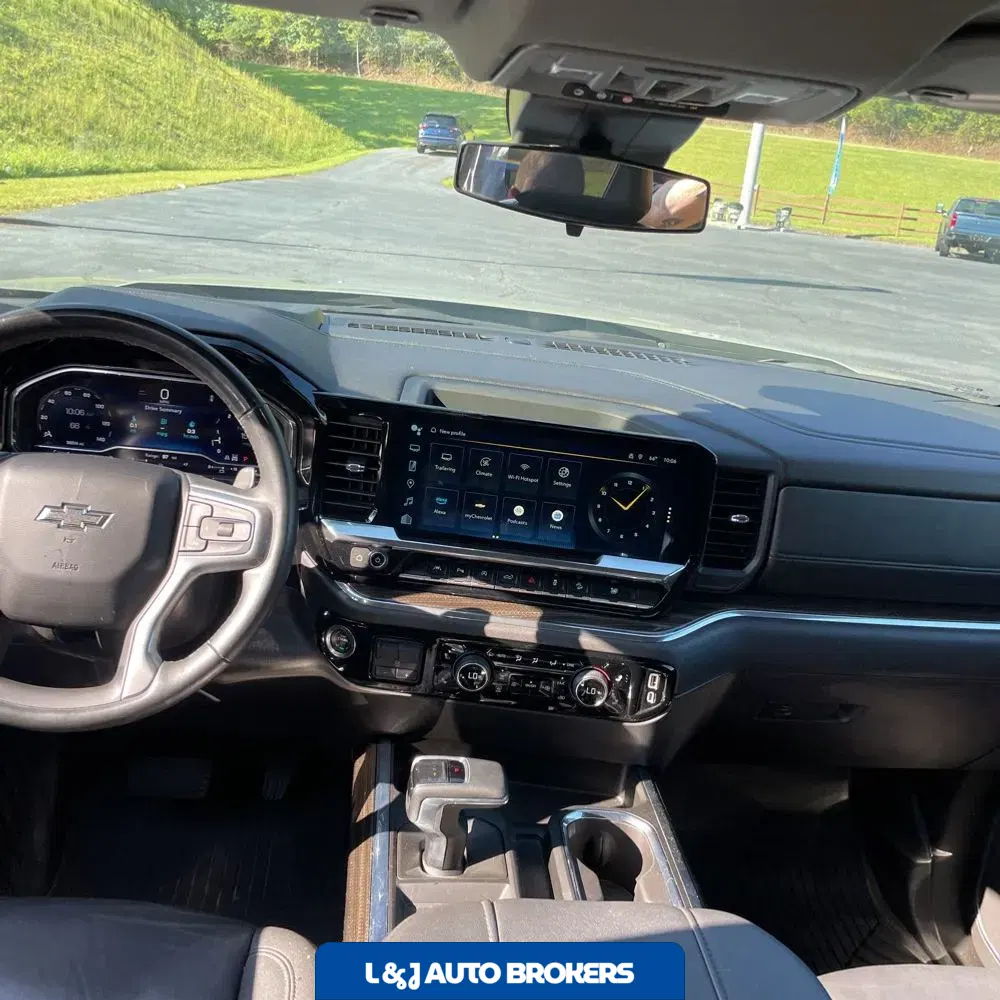 2024 Chevrolet Silverado 1500 RST