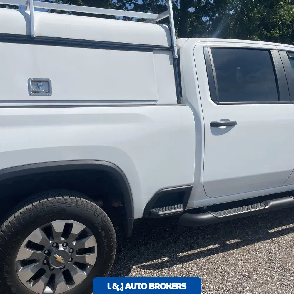 2024 Chevrolet Silverado 2500HD Custom