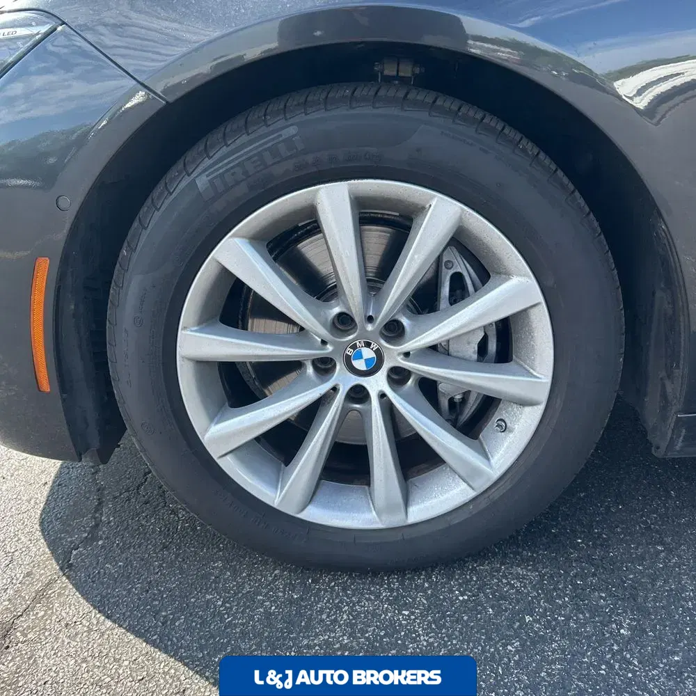 2022 BMW 7-Series 740i