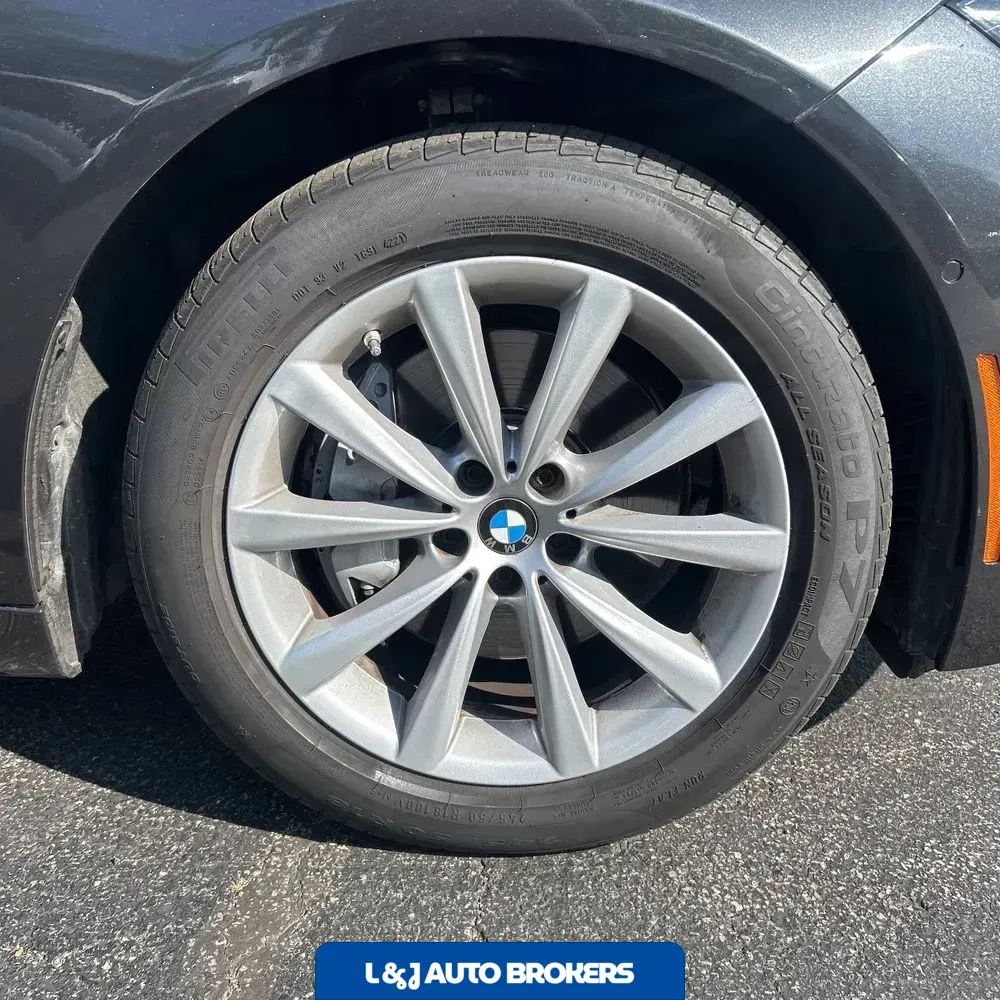 2022 BMW 7-Series 740i