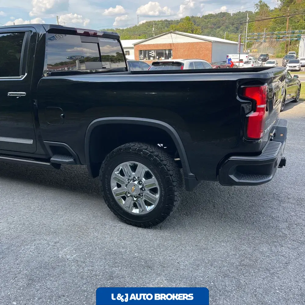 2024 Chevrolet Silverado 2500HD High Country
