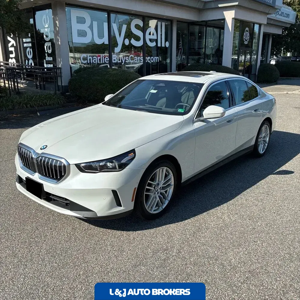 2025 BMW 5-Series 540i xDrive