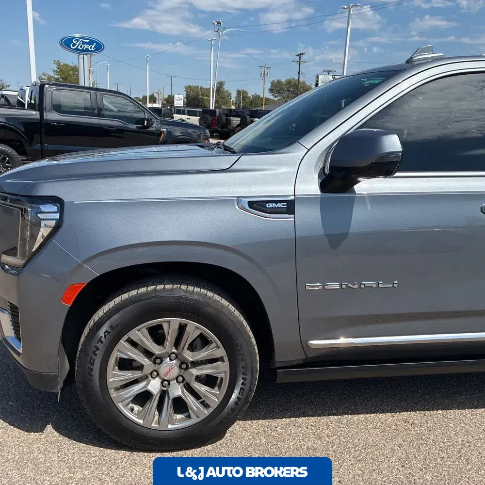 2022 GMC Yukon XL Denali