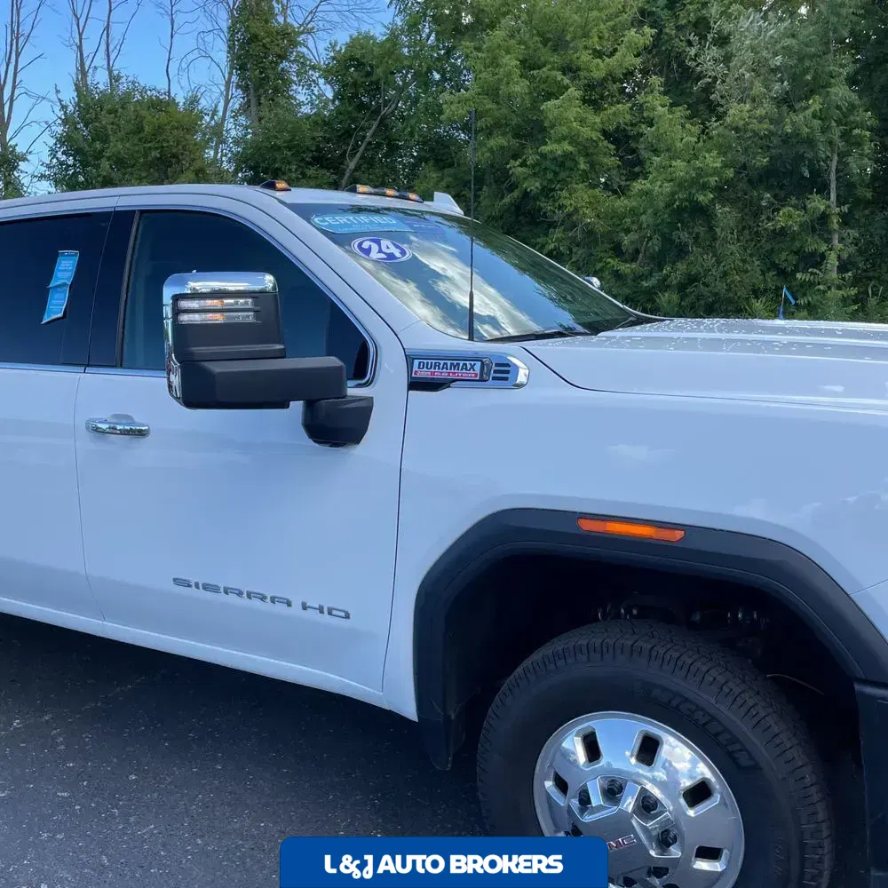 2024 GMC Sierra 3500 SLT