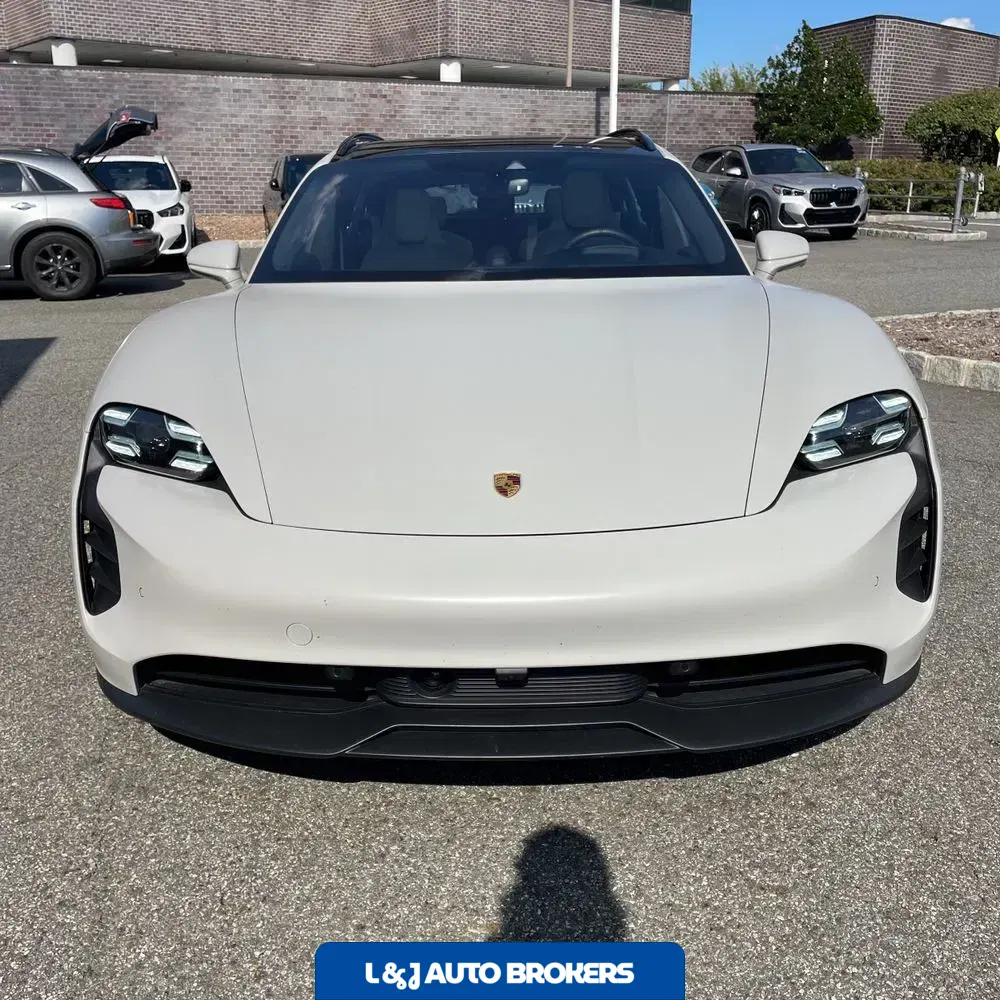 2024 Porsche Taycan GTS Sport Turismo