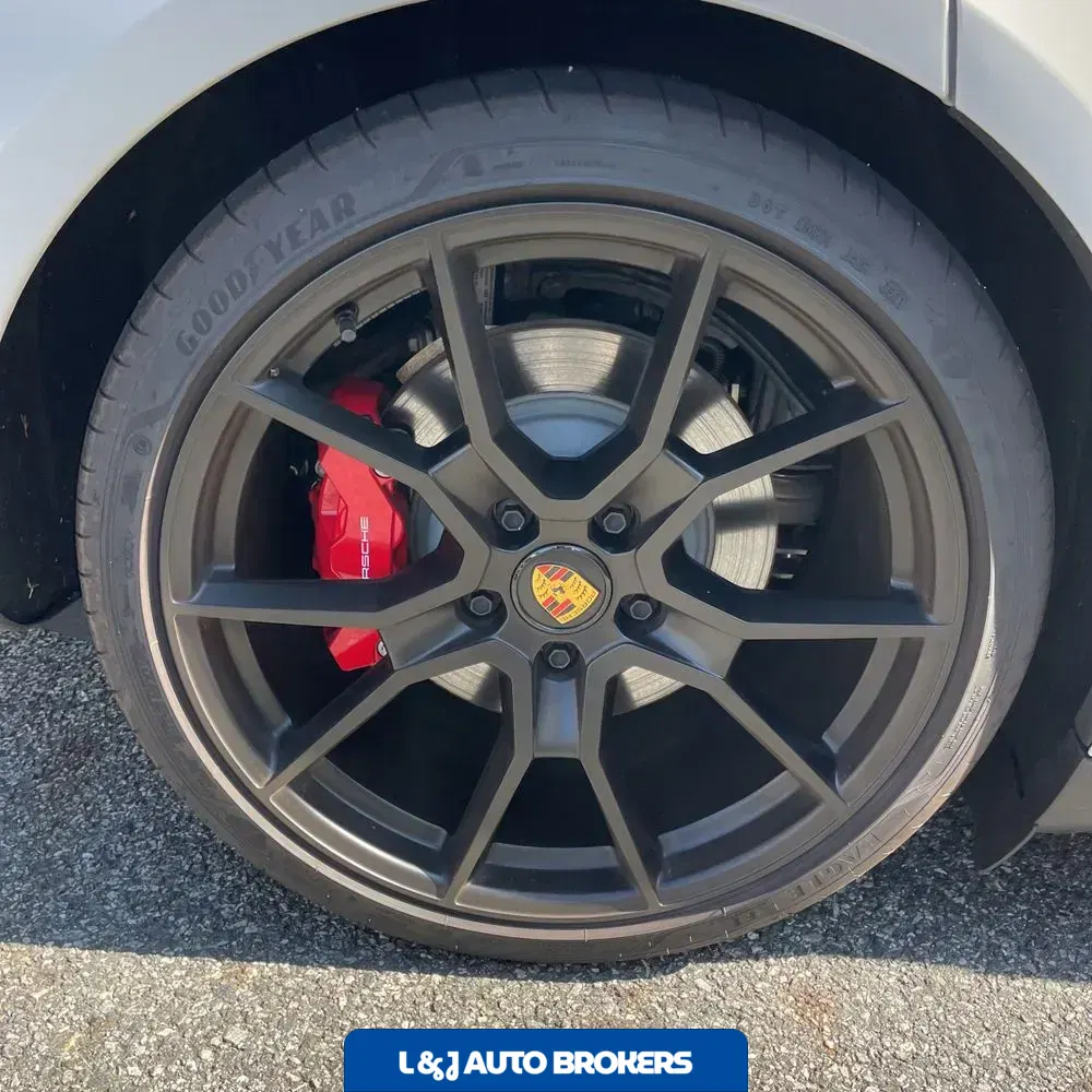 2024 Porsche Taycan GTS Sport Turismo