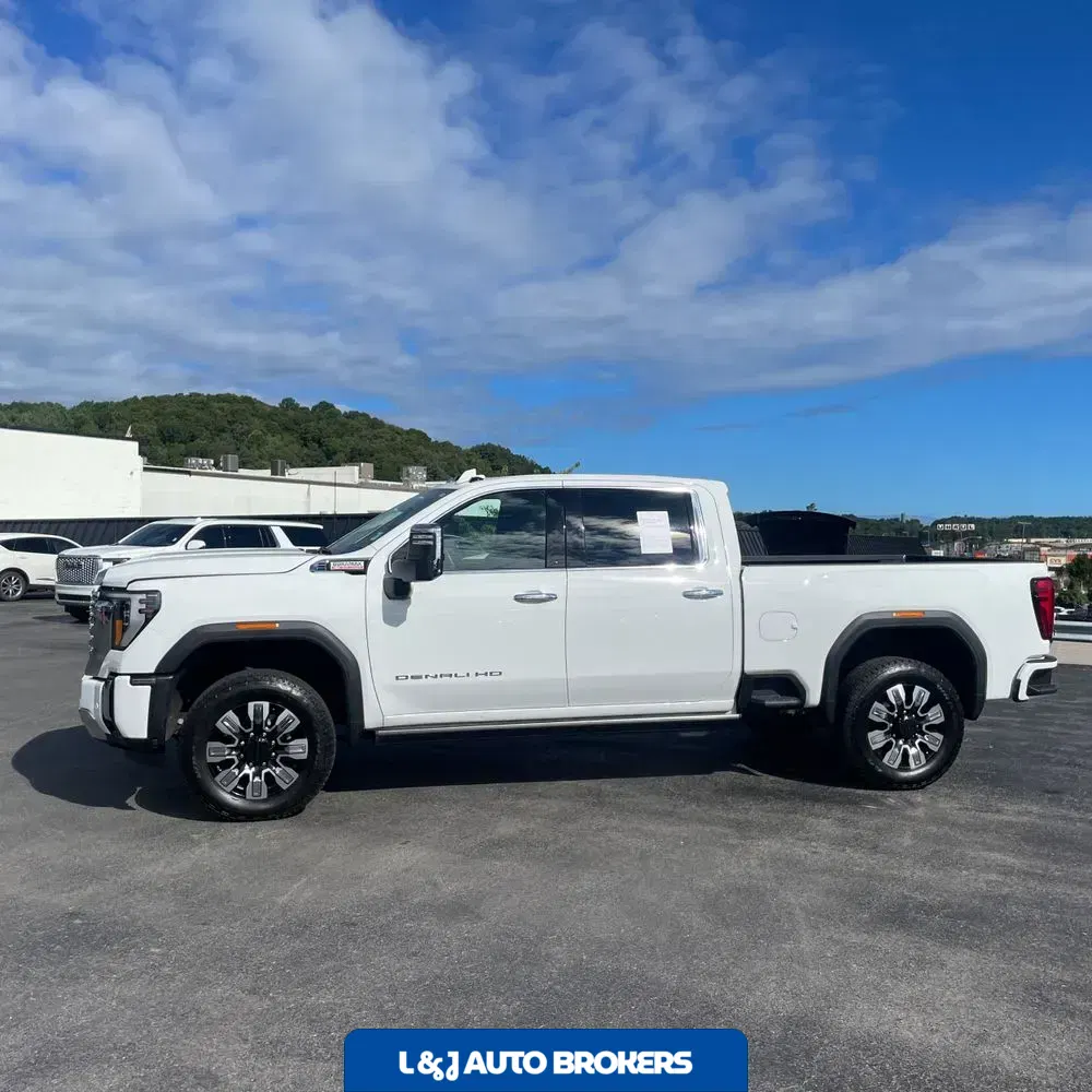2024 GMC Sierra 2500HD Denali