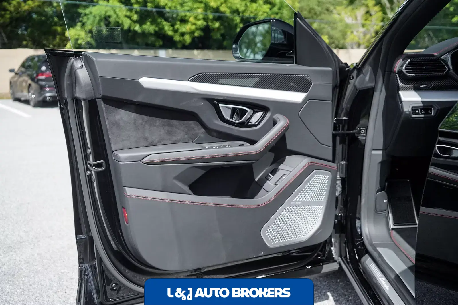 2024 Lamborghini Urus S