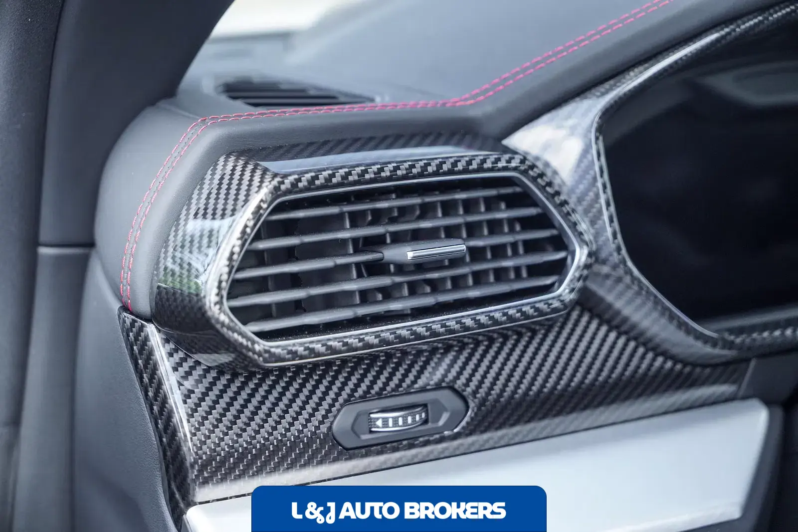 2024 Lamborghini Urus S