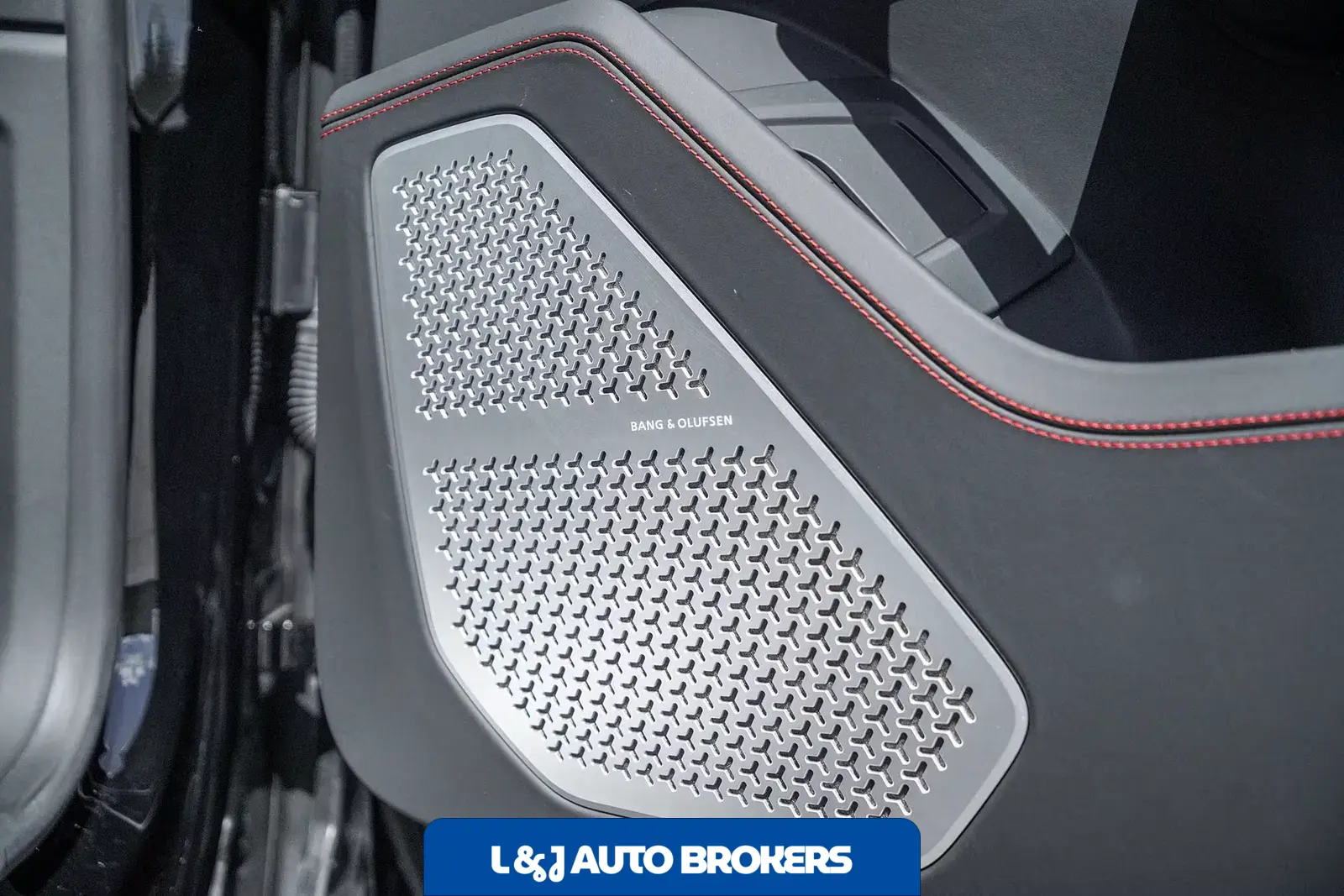 2024 Lamborghini Urus S