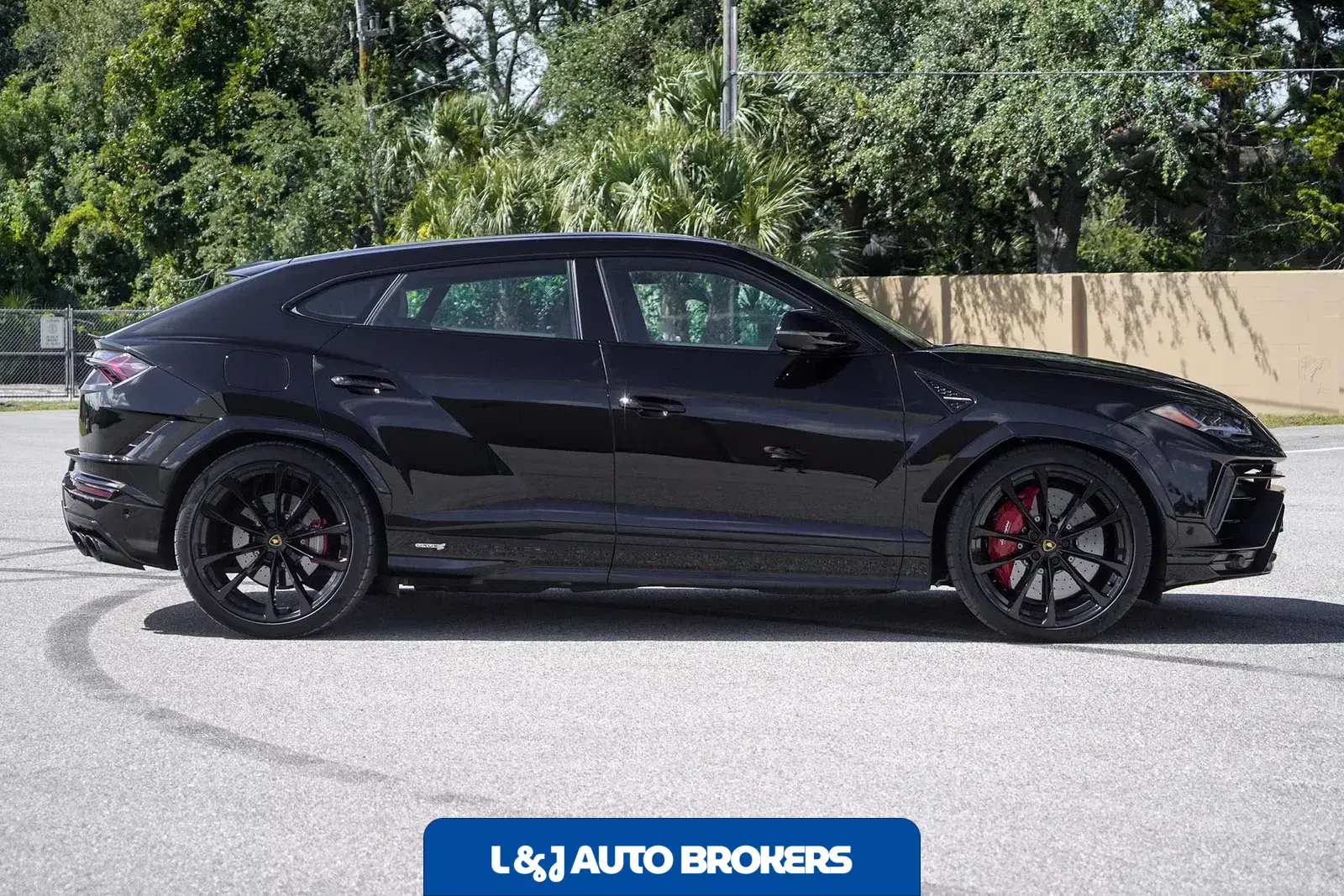 2024 Lamborghini Urus S