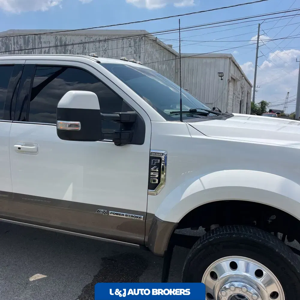 2022 Ford F-450 Super Duty King Ranch