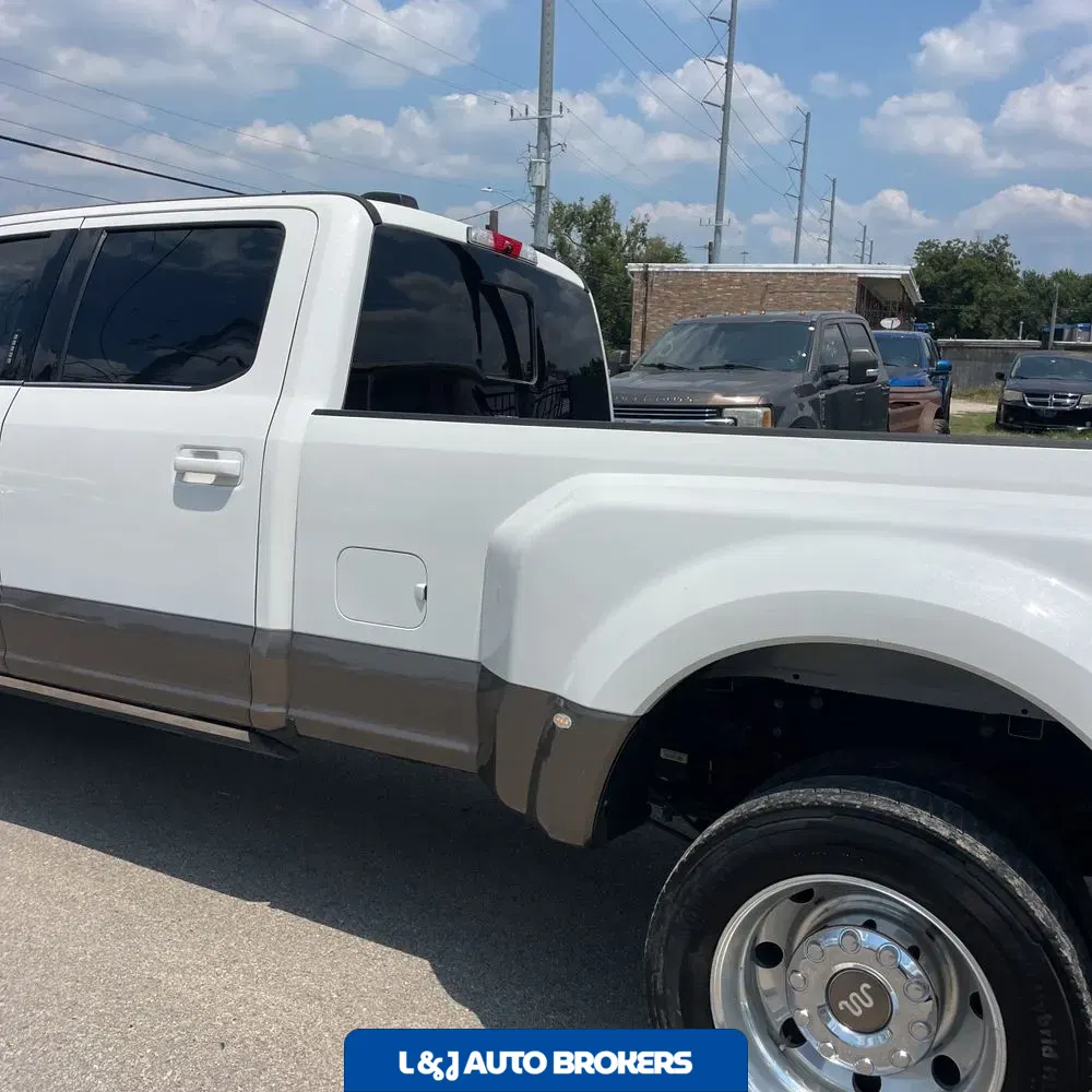 2022 Ford F-450 Super Duty King Ranch