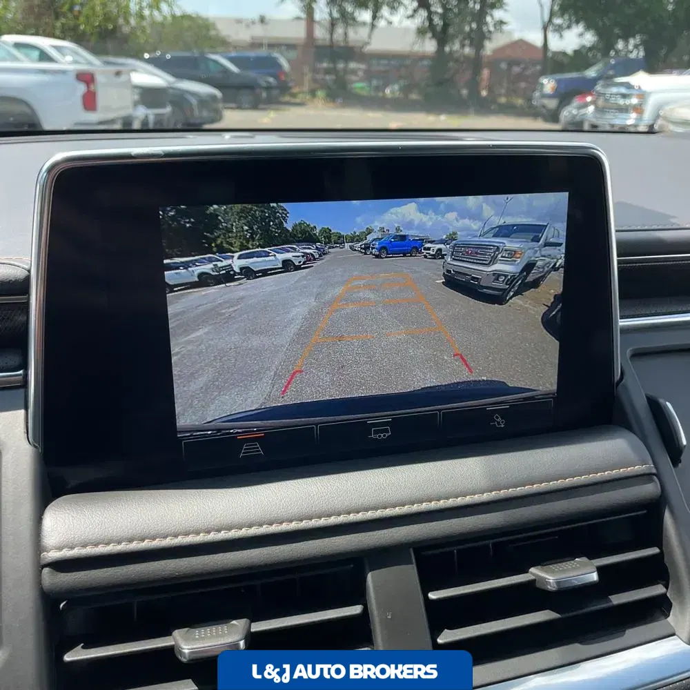 2022 GMC Yukon XL AT4