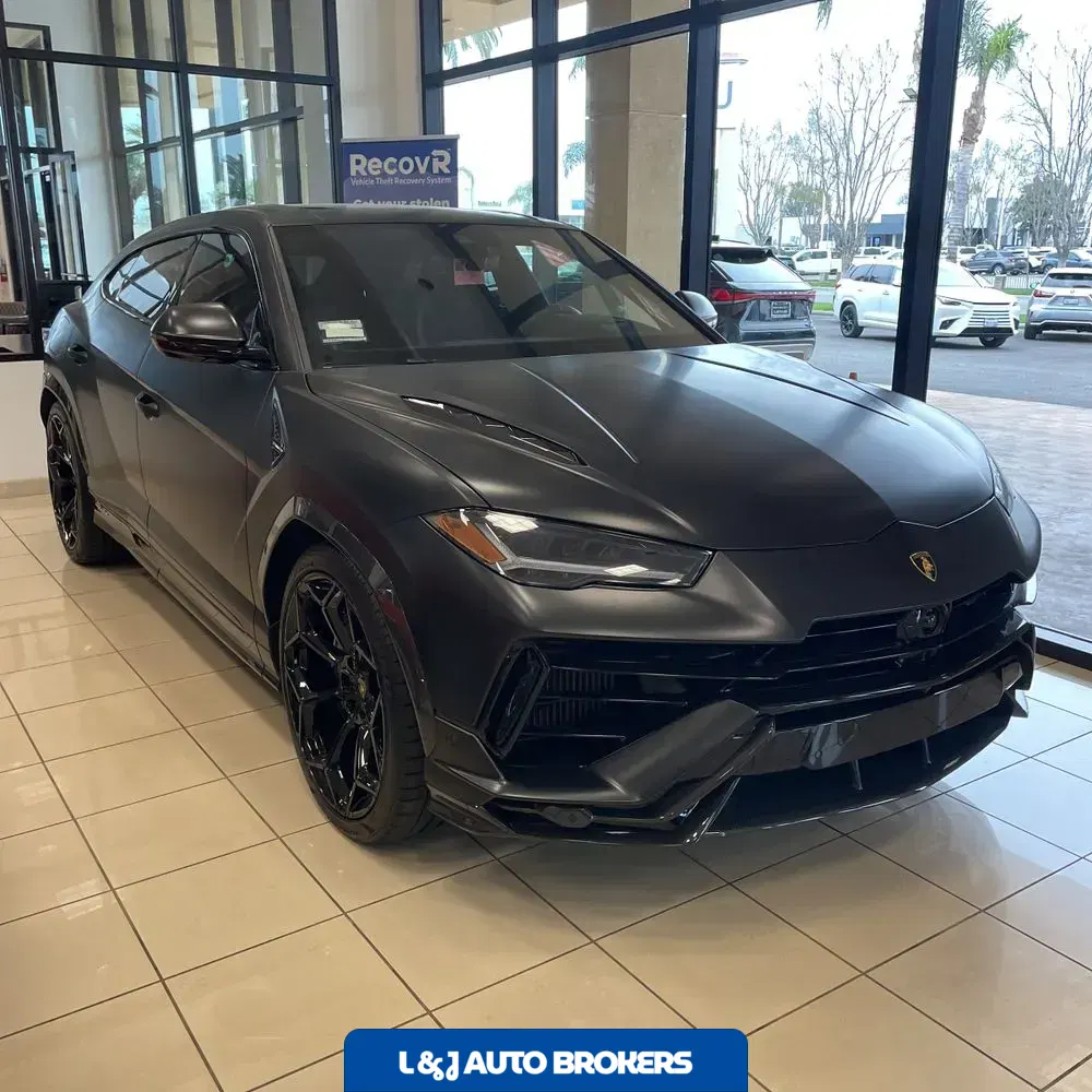2024 Lamborghini Urus Performante