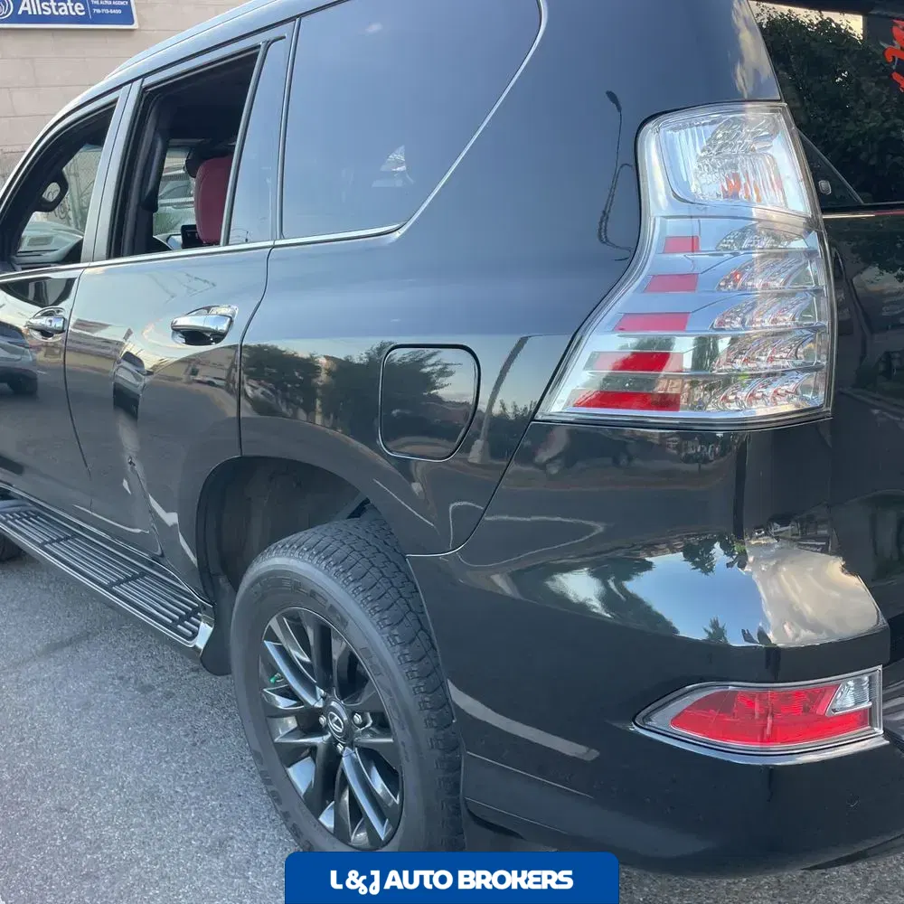 2023 Lexus GX 460 Base
