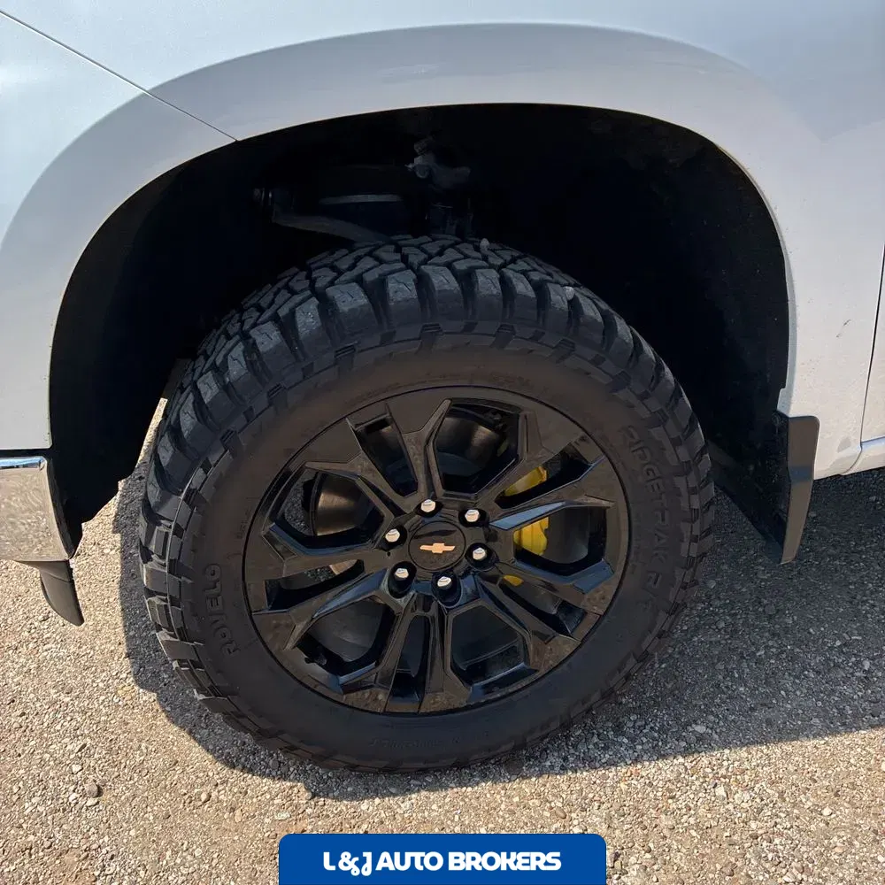 2024 Chevrolet Silverado 1500 LTZ