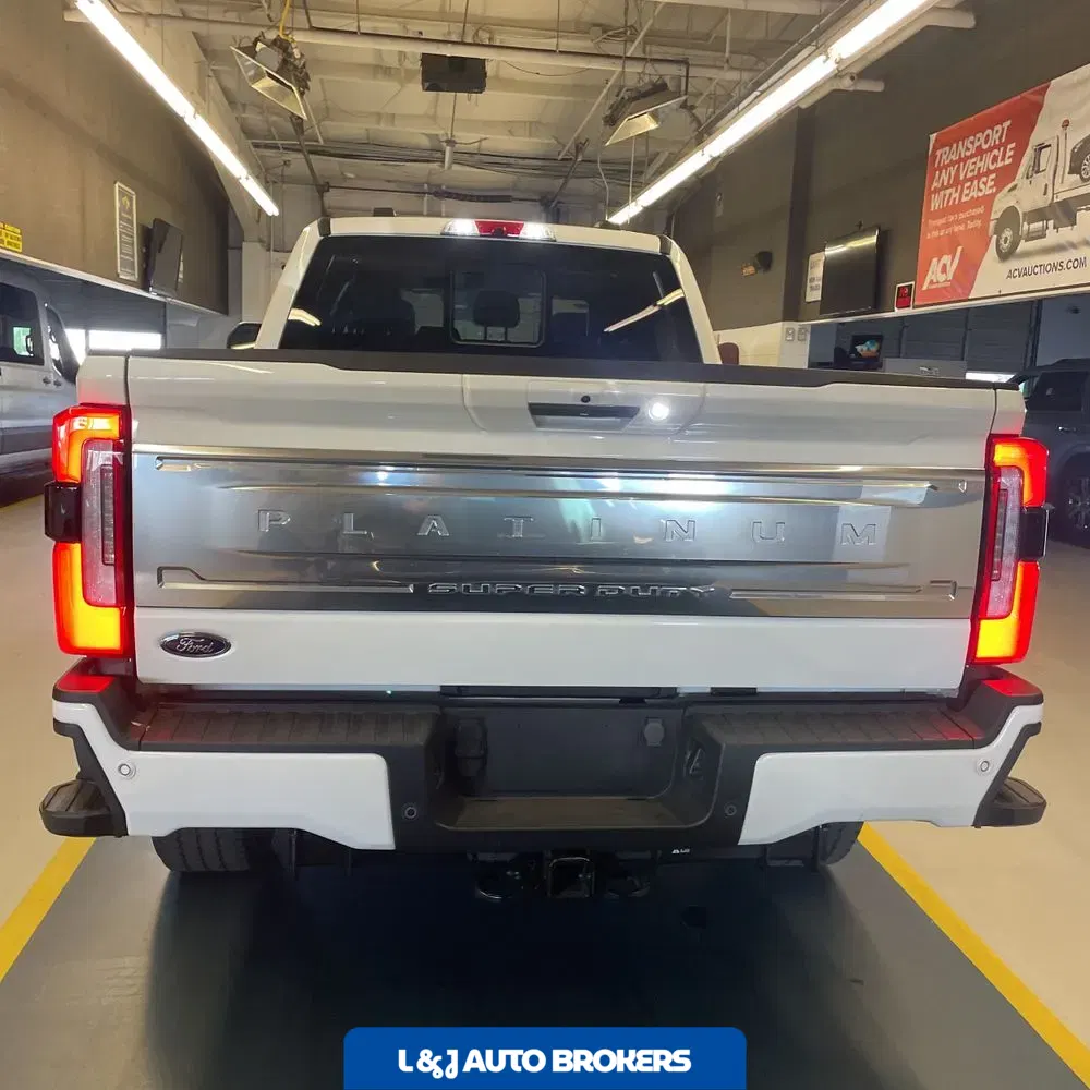 2024 Ford F-250 Super Duty Platinum