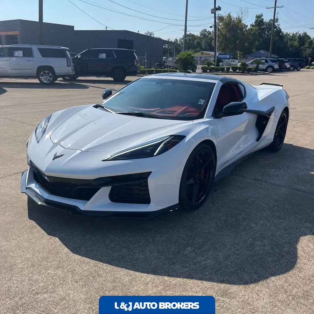 2025 Chevrolet Corvette E-Ray