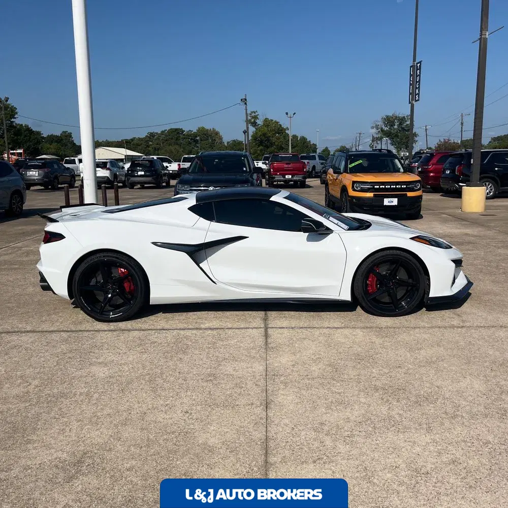 2025 Chevrolet Corvette E-Ray