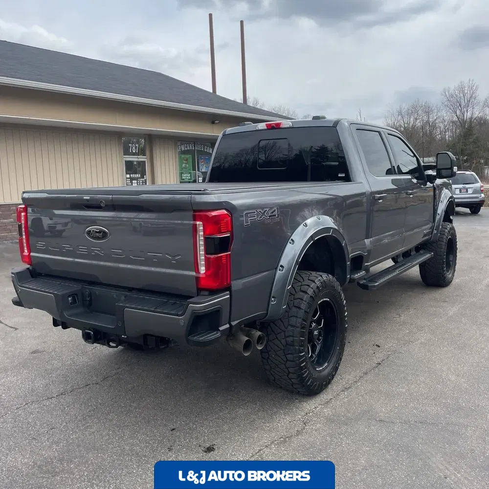 2023 Ford F-250 Super Duty Lariat